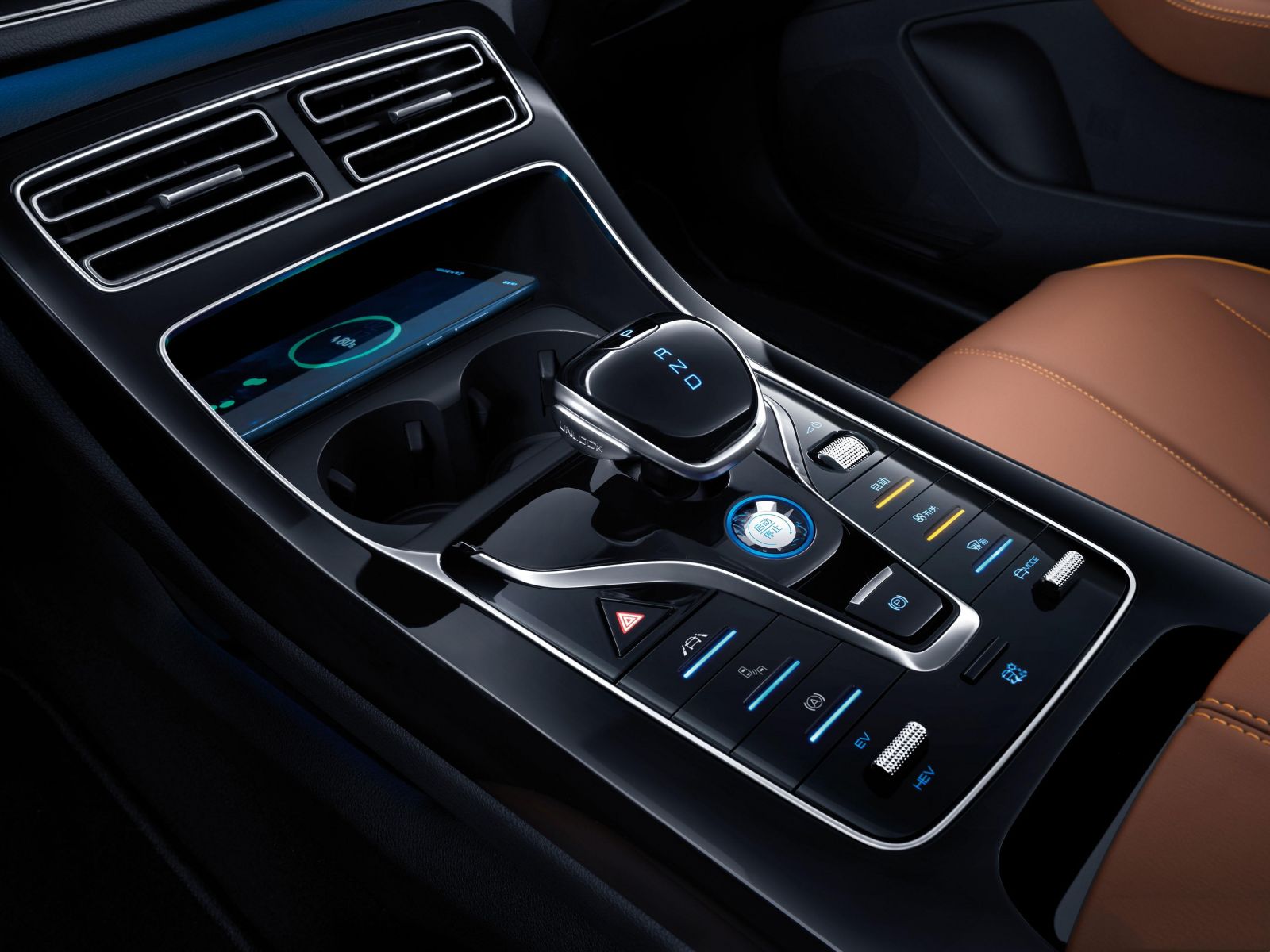 2023 Byd Qing Plus 4 Doors 5 Seats Sedan Pure Energy Electric Vehicle PHEV Car 2023 Byd Qing Plus 4 Doors 5 Seats Sedan Pure Energy Electric Vehicle PHEV Car