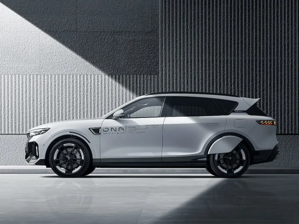 Voyah Free Reev 5 Doors 5 Seats SUV Electric Car