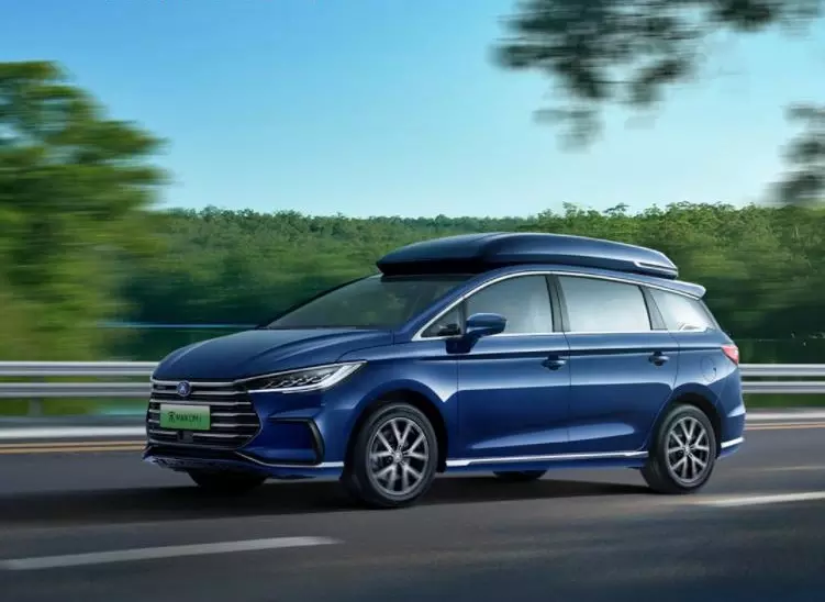 2022/2023 Byd Song Max MPV Electric Automobile EV Car 1090km Range Electric Vehicles High Speed Electric Car