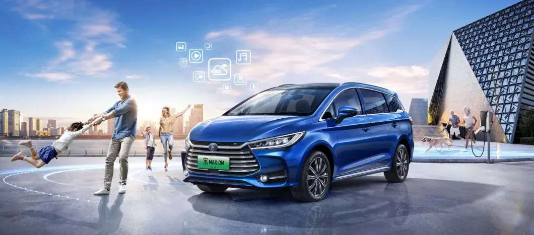 2022/2023 Byd Song Max MPV Electric Automobile EV Car 1090km Range Electric Vehicles High Speed Electric Car