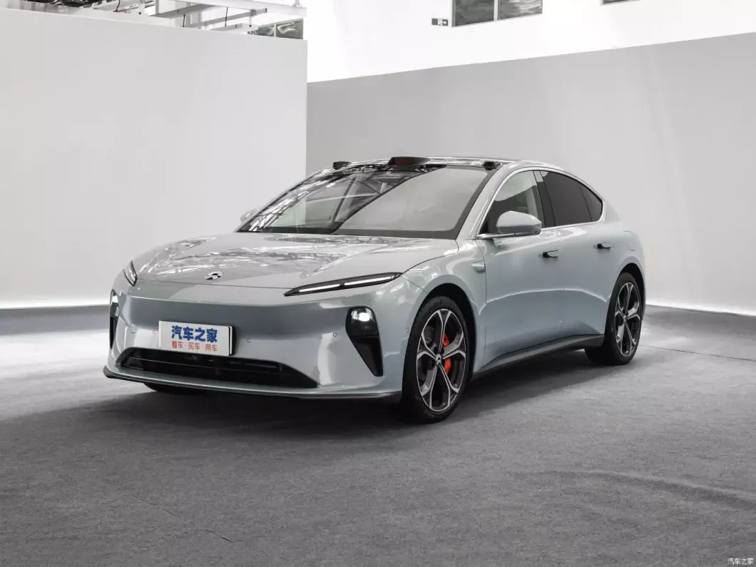 China Seden EV Car New Energy Vehicle Nio Et5