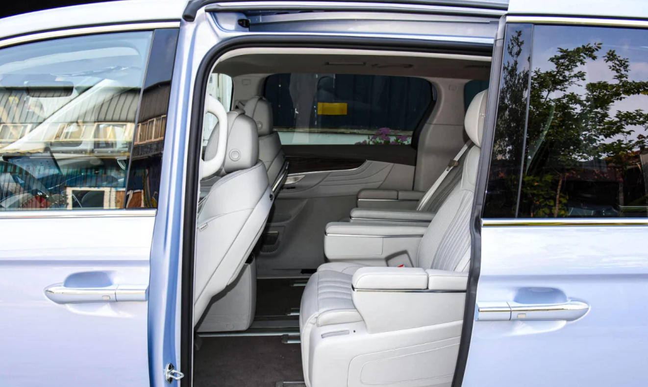ROEWE Imax8 EV New Energy Pure Electric 570km Long Range 7 Seats Energy Vehicle EV Car ROEWE Imax8 EV New Energy Pure Electric 570km Long Range 7 Seats Energy Vehicle EV Car