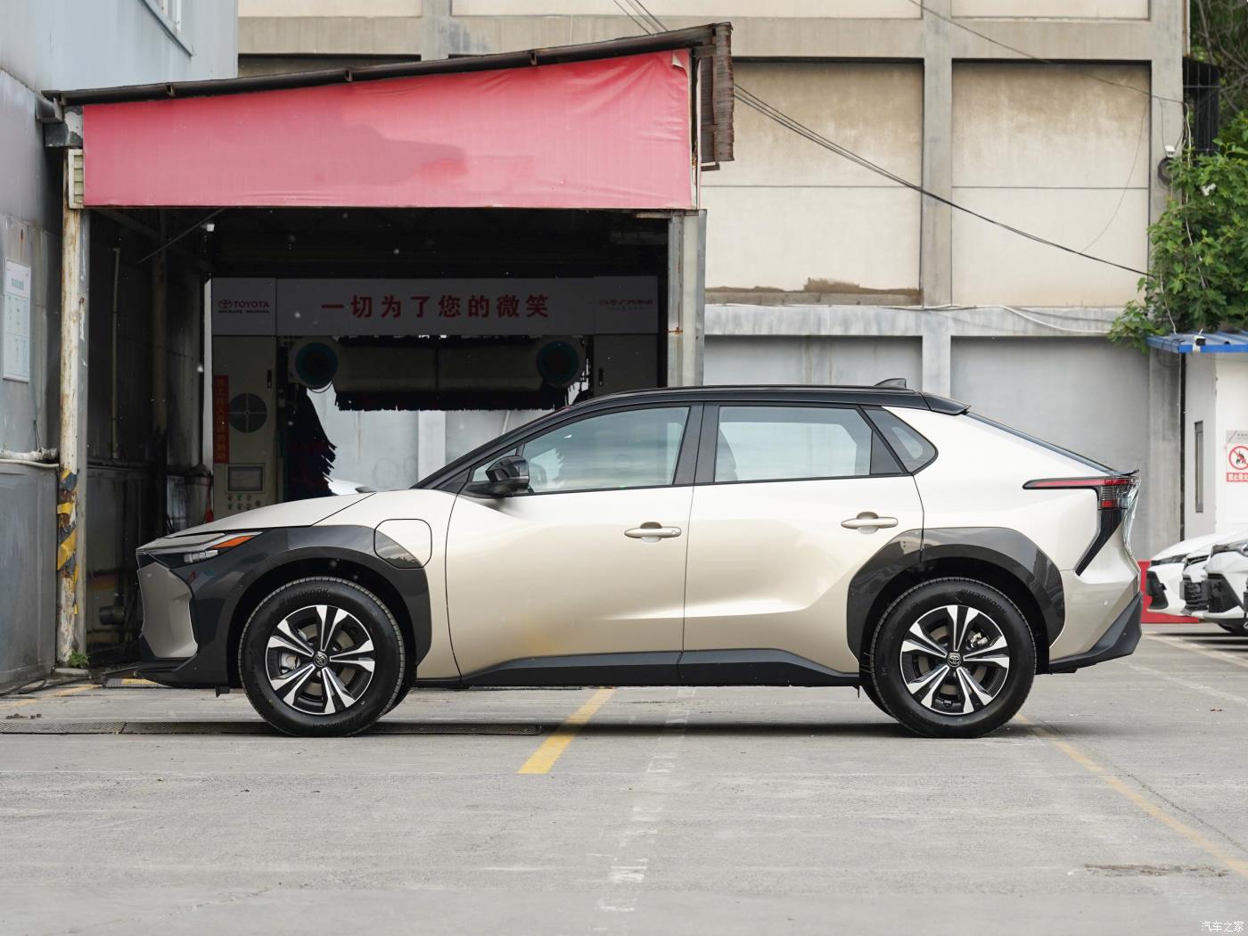 Toyota Bz4X Electric Vehicle New Energy Pure Energy Medium SUV Car