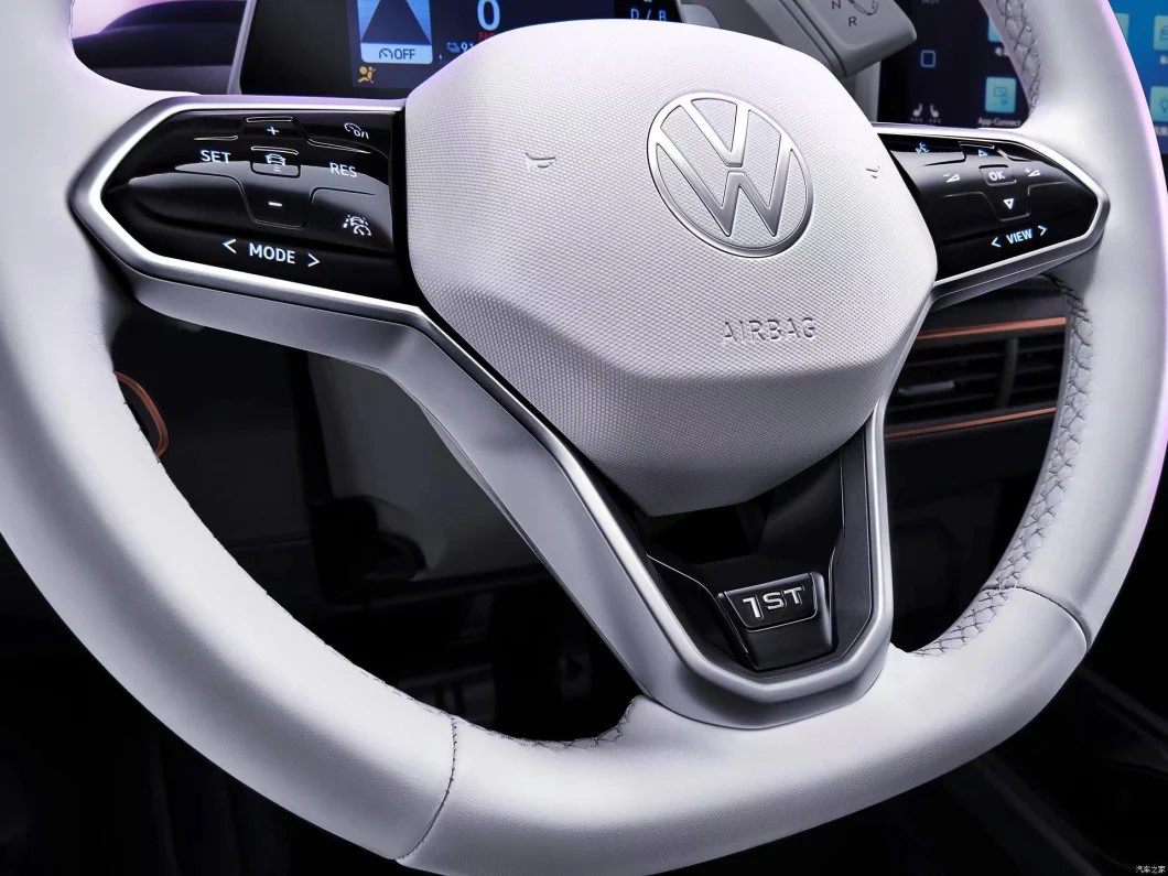 Good Performance Mini Electric Car Volkswagen ID3 EV Car