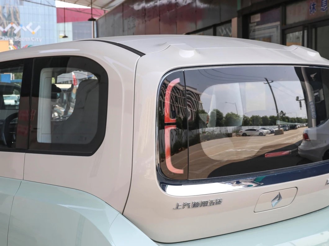 Mini Electric Car, 3 Doors, 4 Seats, 105 km/h