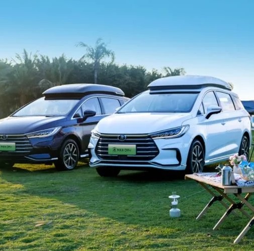 2022 BYD Song Max PHEV Electric Car MPV