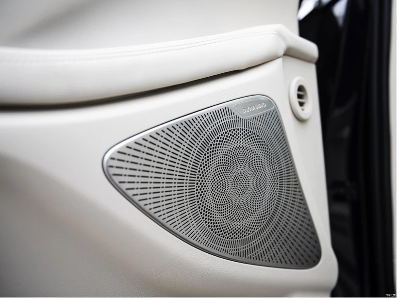 Voyah MPV Car, Propose+Rear, 5 Doors, 7 Seats, 200 km/h