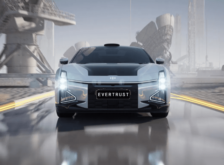 2023 Hiphiz Electric Car Luxury Model Made in China Sports-Like 700km