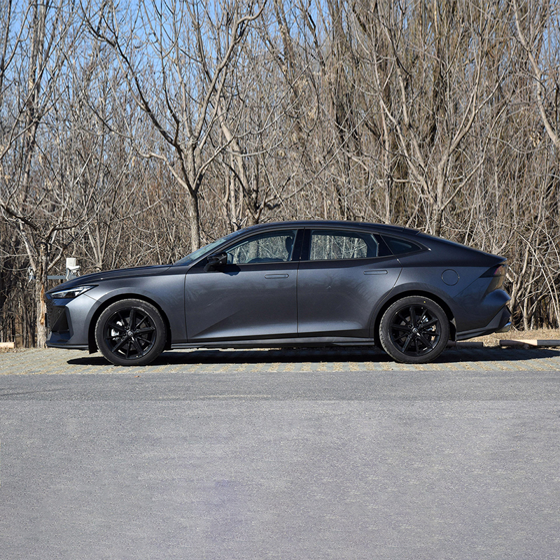 Chang′an Uni-V Electric Vehicle EV Cars Sedan Car Chang′an Uni-V Electric Vehicle EV Cars Sedan Car