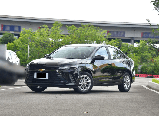Chevrolet Monza with Sunroof Good Performance Electric Vehicle