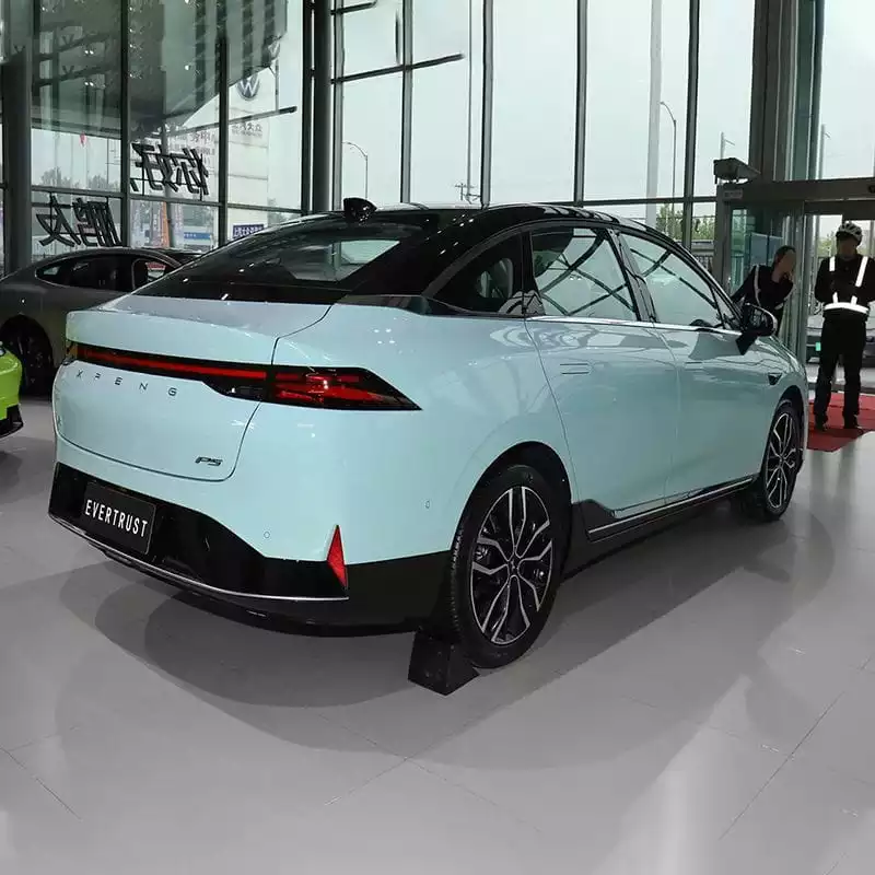 Xpeng P5 Made in China 2023 Version with Cheap Price Pure Electric Car