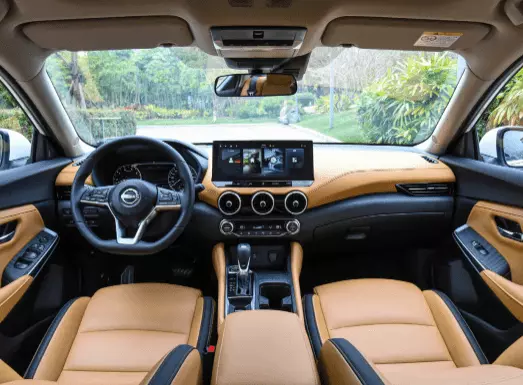 2023 Hot Sale Left-Hand Nissan Sylphy 1.6L Fuel Car