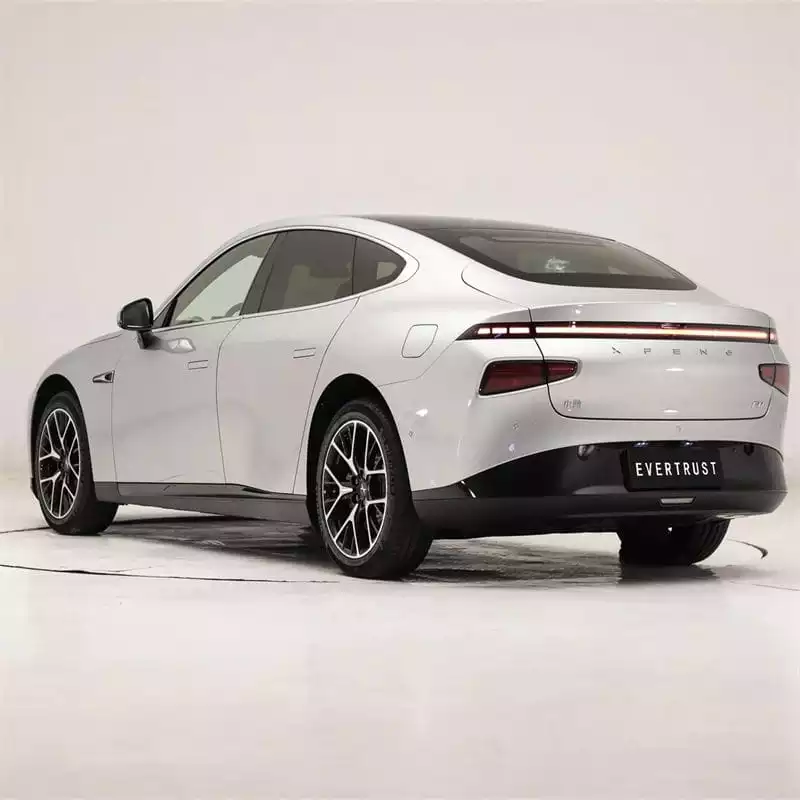 Xpeng P7 Made in China Sports Like Left-Hand Pure Electric Car