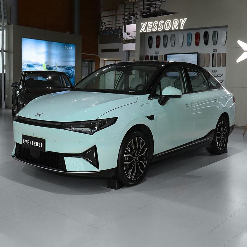 Xpeng P5 Made in China 2023 Version with Cheap Price Pure Electric Car