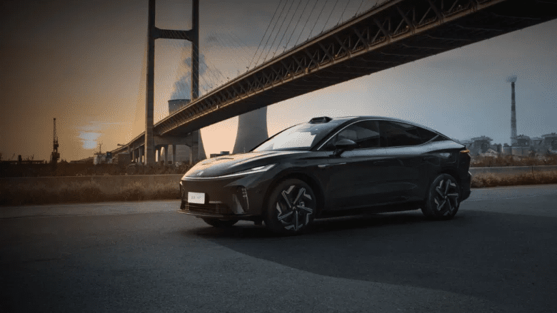 2023 Hot Sale Feifan R7 551km/642km Left-Hand Electric Car