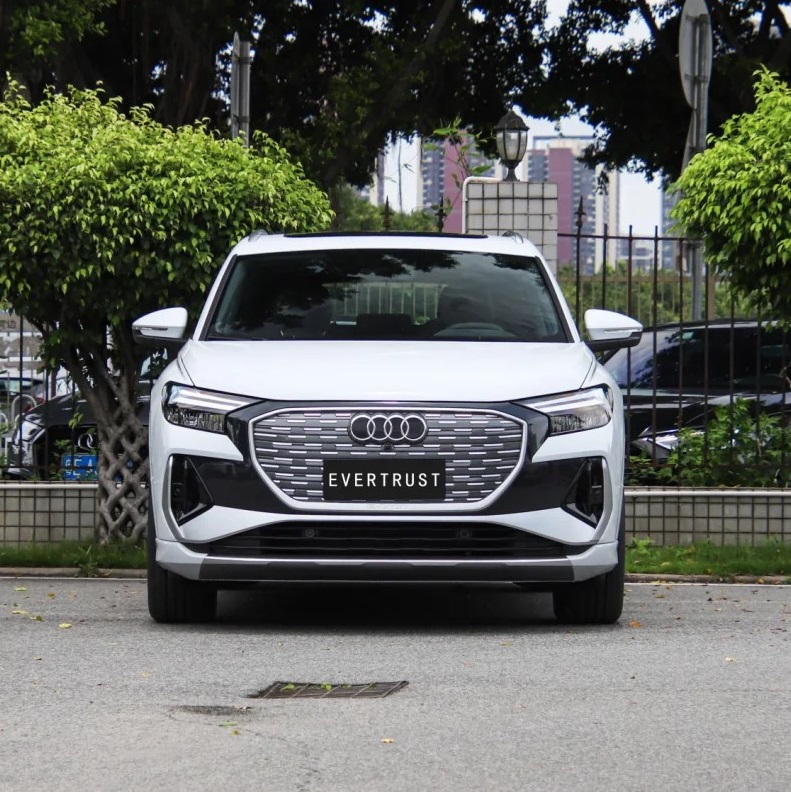 Audi Q4 E-Tron 4 Doors 5 Seats 605km Electric SUV Car