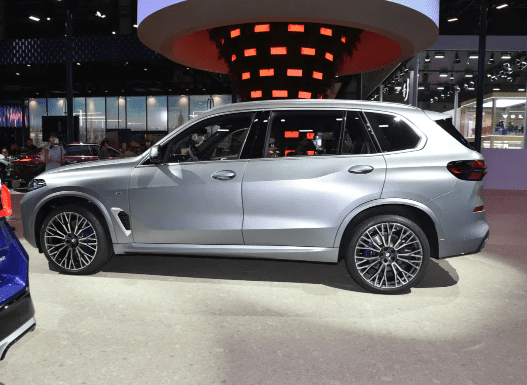 2023 All New BMW X5 Xdrive Made in China Gasoline+48V Mild Hybrid SUV Car