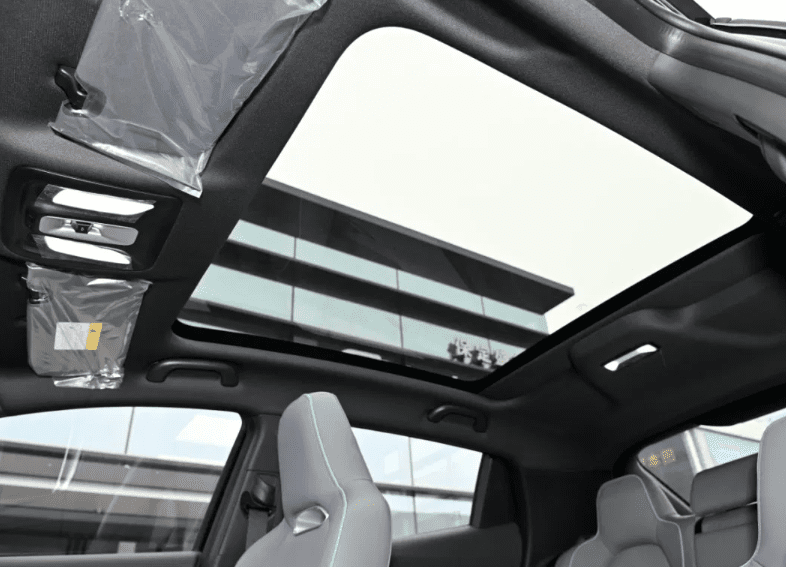 Changan Uni-T Gasoline Car Cheap Price with Good Quality SUV Car