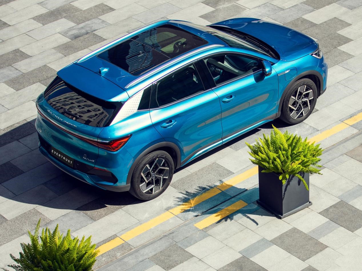 2023 Hot Sale Byd Yuan with Cheap Price LHD Pure Electric Car