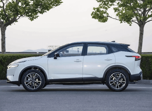 Dongfeng Nissan Used Second-Hand Qashqai/Xiaoke Left-Hand Fuel Car