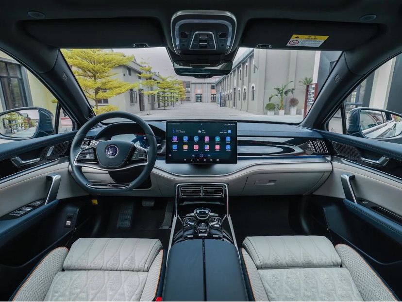 Electric SUV Electric Car, 5 Doors, 7 Seats, 180 km/h