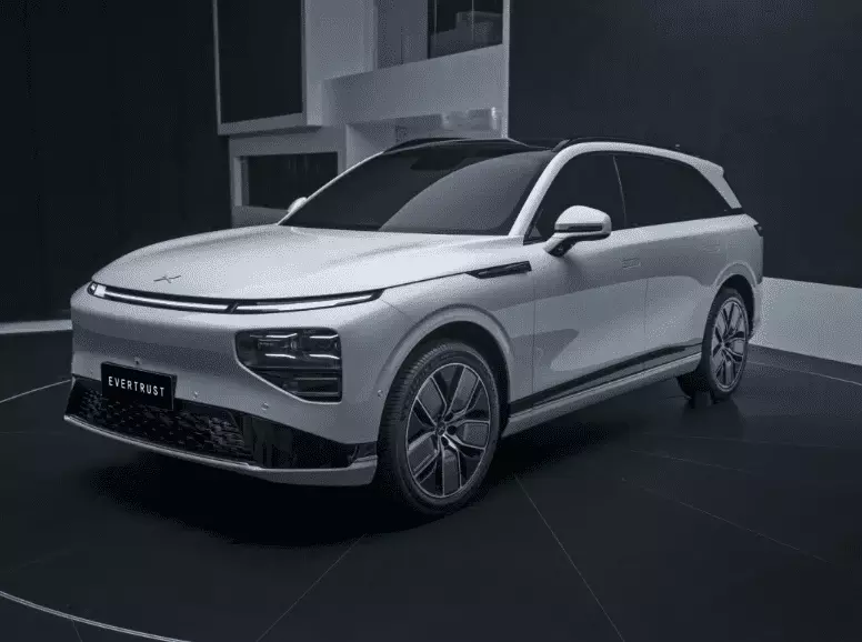 Electric Car Xpeng G9 New Energy Vehicle with Good Price