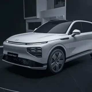 Electric Car Xpeng G9 New Energy Vehicle with Good Price