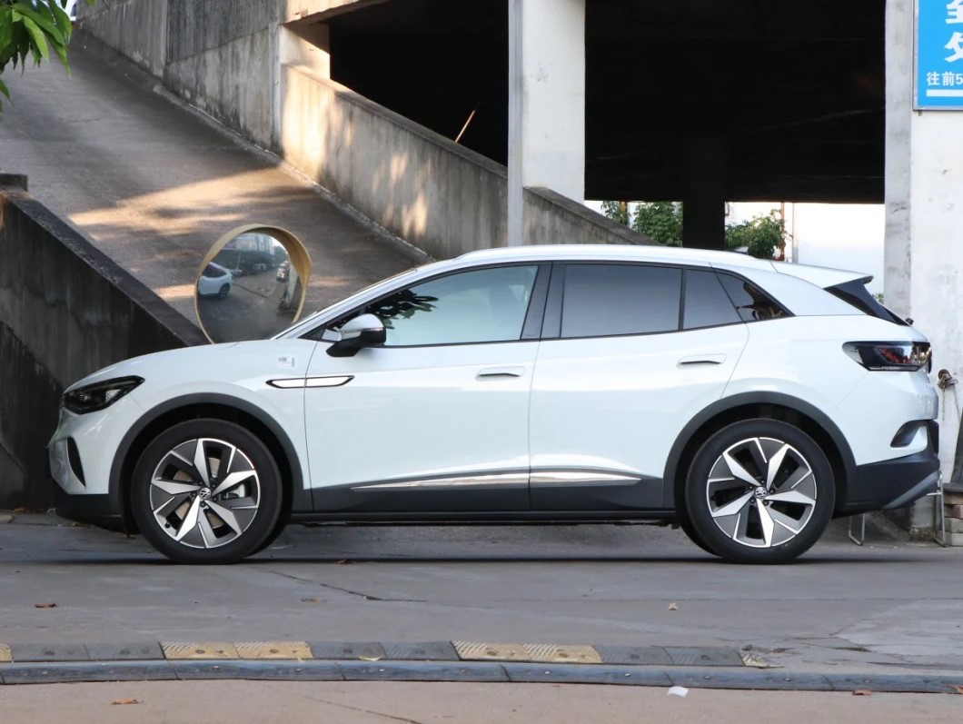 VW ID.4 Crozz Electric SUV Car, 160 km/h, 5 Seats, 5 Doors