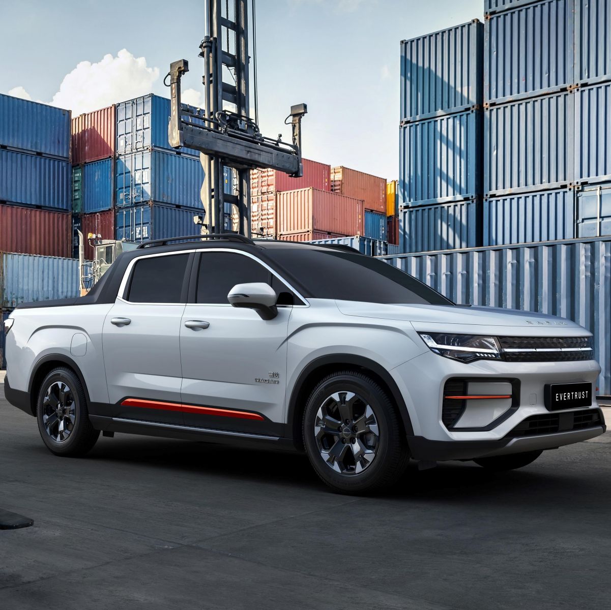 2023 New Energy Radar RD6 Long Range Electric Van