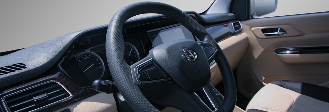 Changan V7 EV Van NEDC 270 KM Electric Used Van