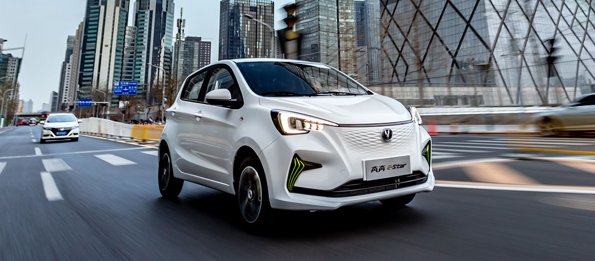 2023 Chinese Brand Hot-Sale Chang&prime; an Benben E-Star Mini EV Car for City Commuting Battery-Type Car