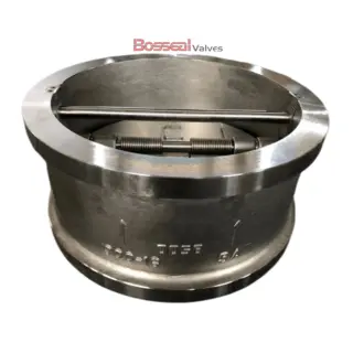 ASTM A216 WCB Check Valve, 32 Inch, 300 LB, API 6D, 594