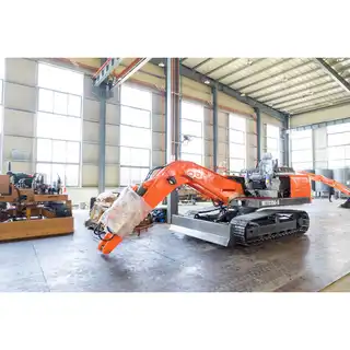 Crawler in the Workshop