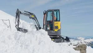 Considerations for Excavator Construction at High Altitudes