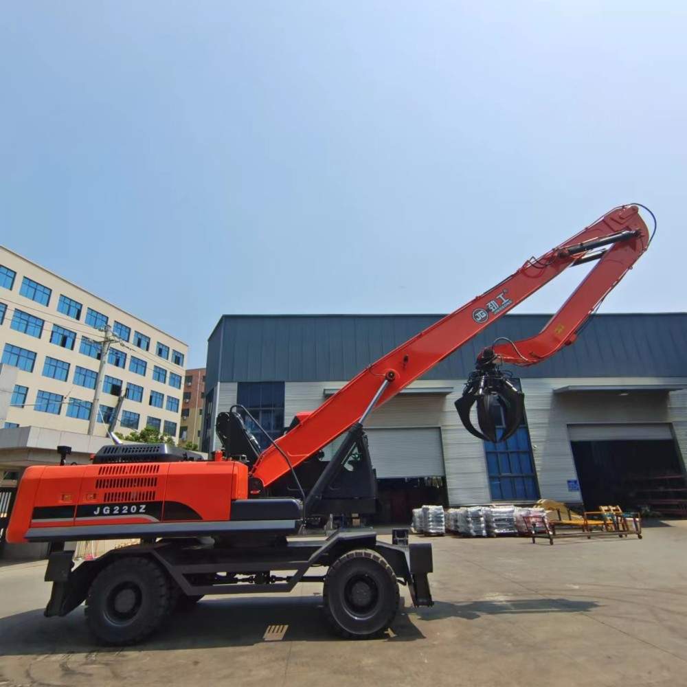 Claw Crane Excavator for Sale, 6.5 Tons, Rate Power 50 KW