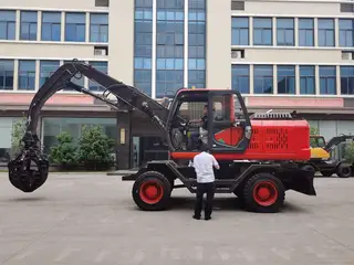 Metal Scraps Grab Excavators