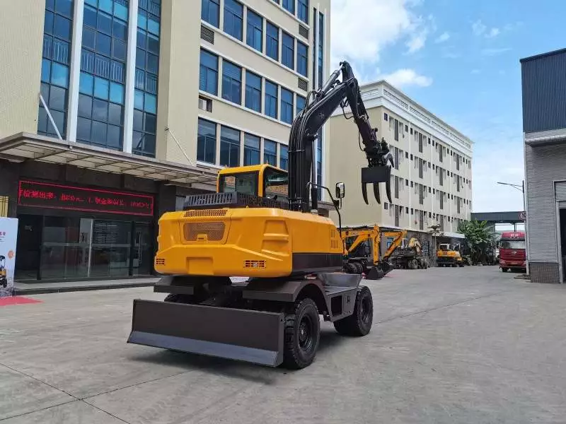 Brand New Hydraulic Tyre Excavators with Grab for Sale