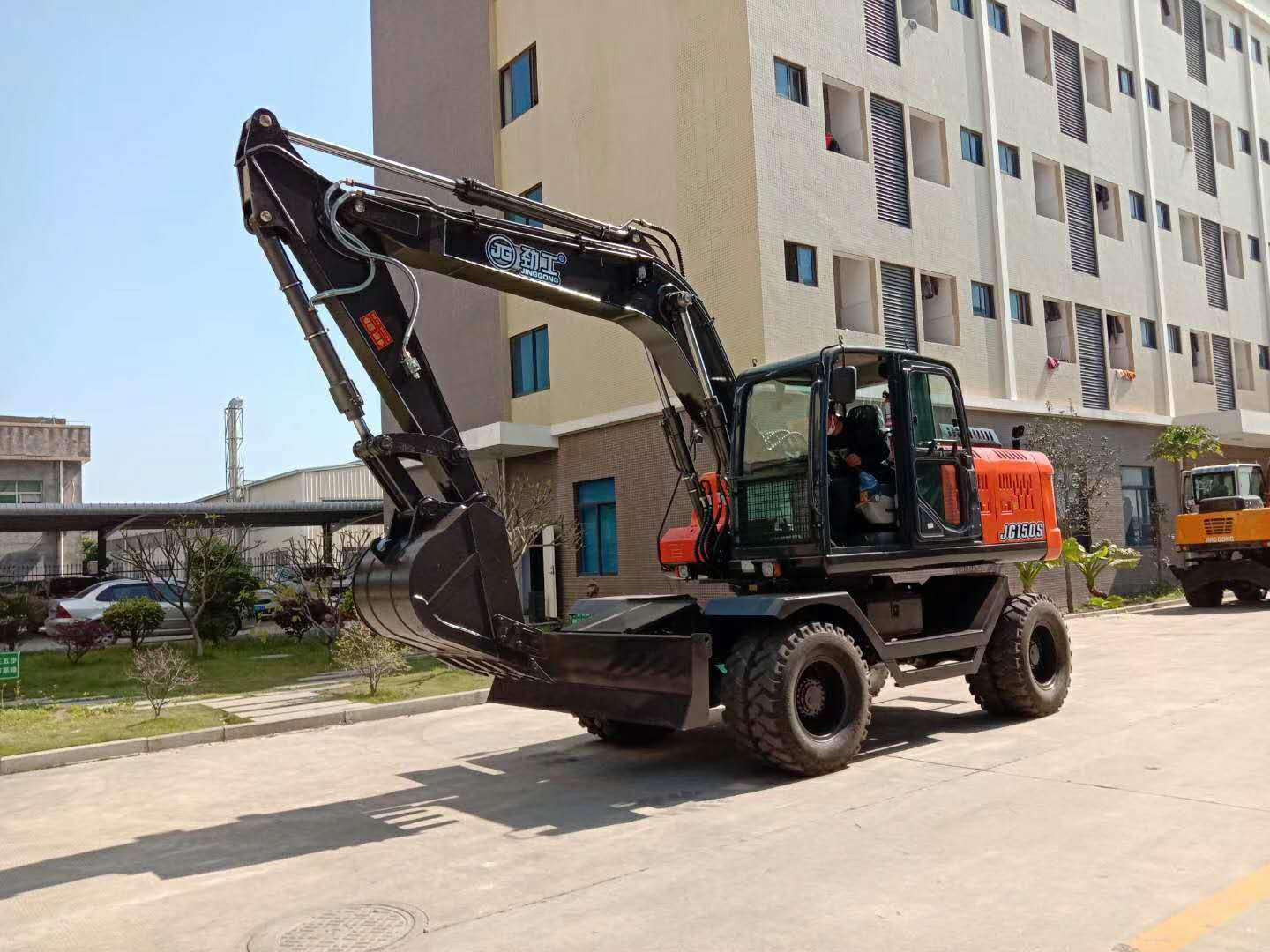 Hydraulic Wheeled Excavators