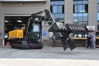 Railway Sleeper Replacement Equipment with Slotted Bucket