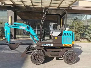 Small Size Tire Excavator