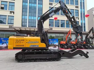 Used Car Demolition with Shear