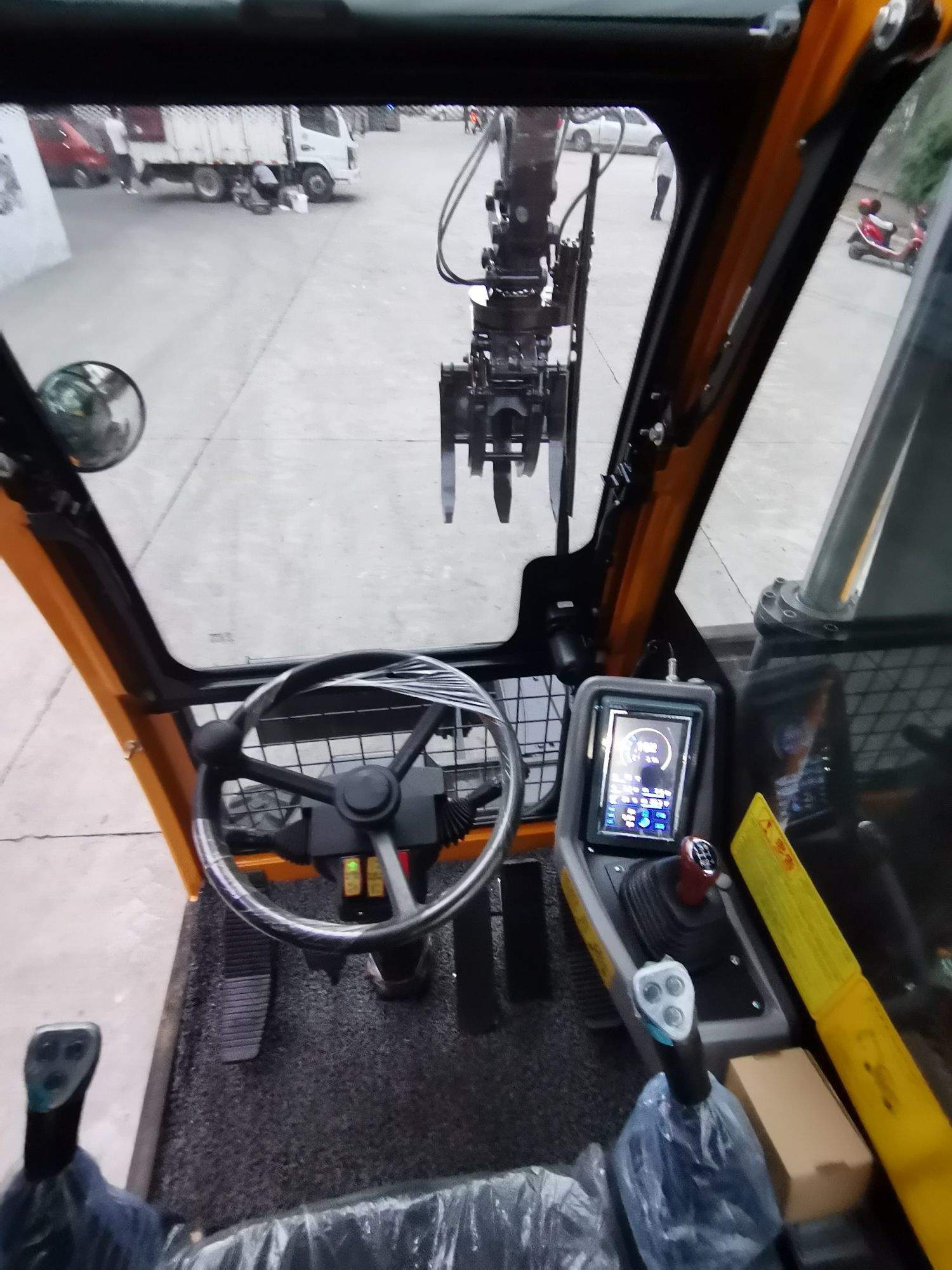 8.4 Ton Full Hydraulic Wheeled Excavators, Backet 0.3 m³