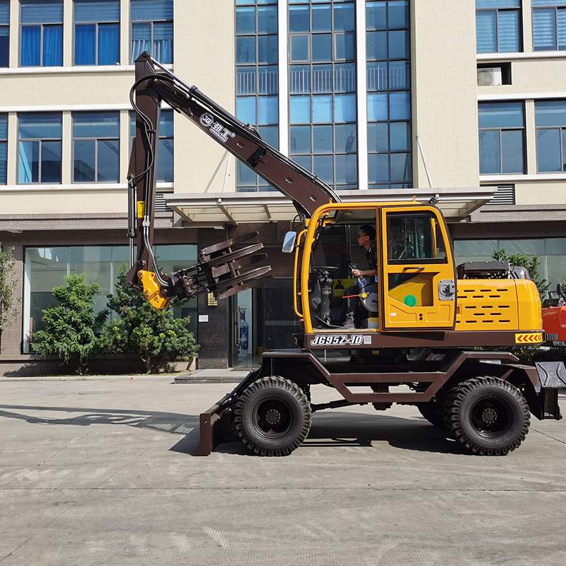 8.4 Ton Full Hydraulic Wheeled Excavators, Backet 0.3 m³