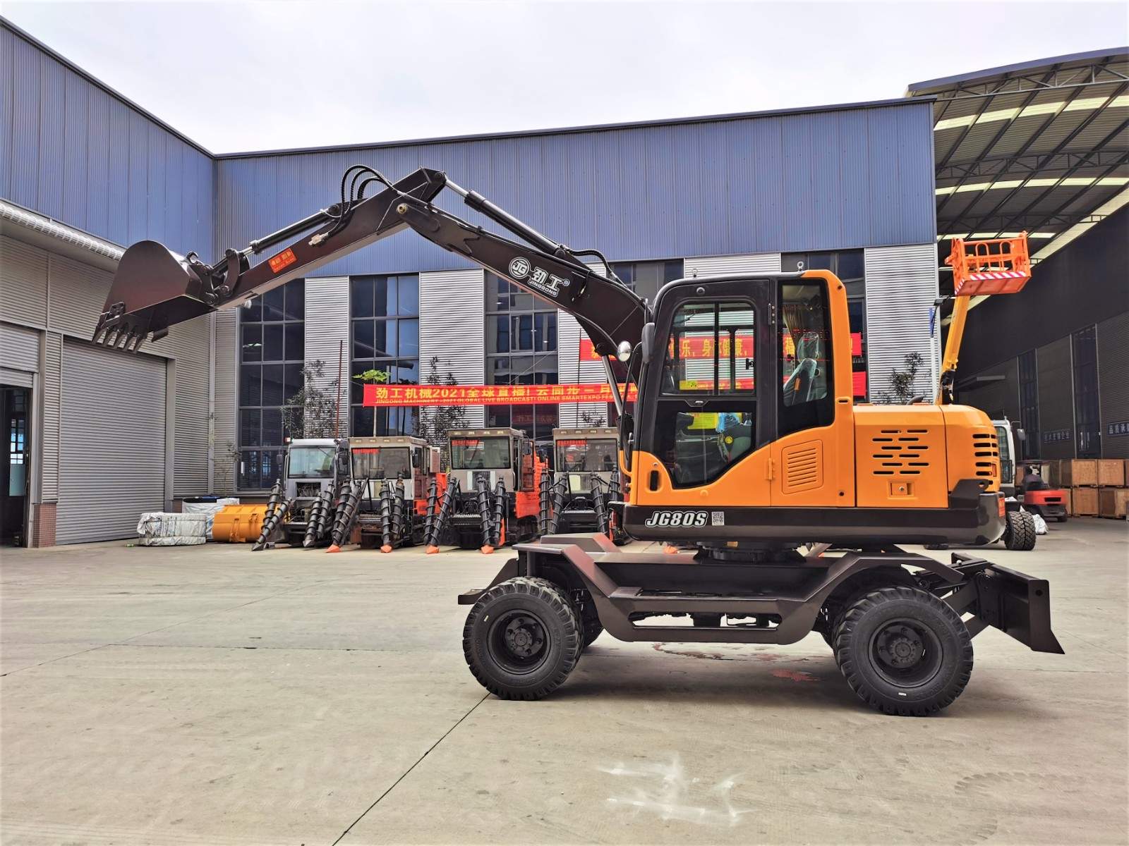 Excavator with Lift Cab