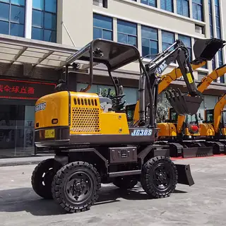Best Rubber Tire Excavator, 7 Tons, Engine Power 58.5 kw
