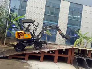 Mini Wheeled Excavator