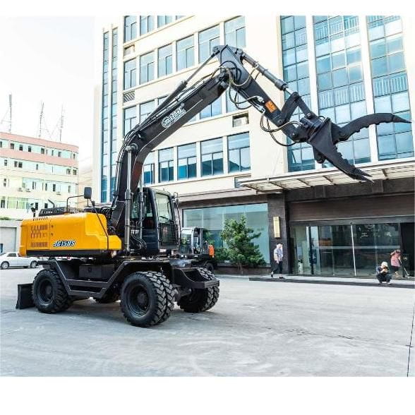 Wheeled Excavators with Rock / Stone Grab for Sale
