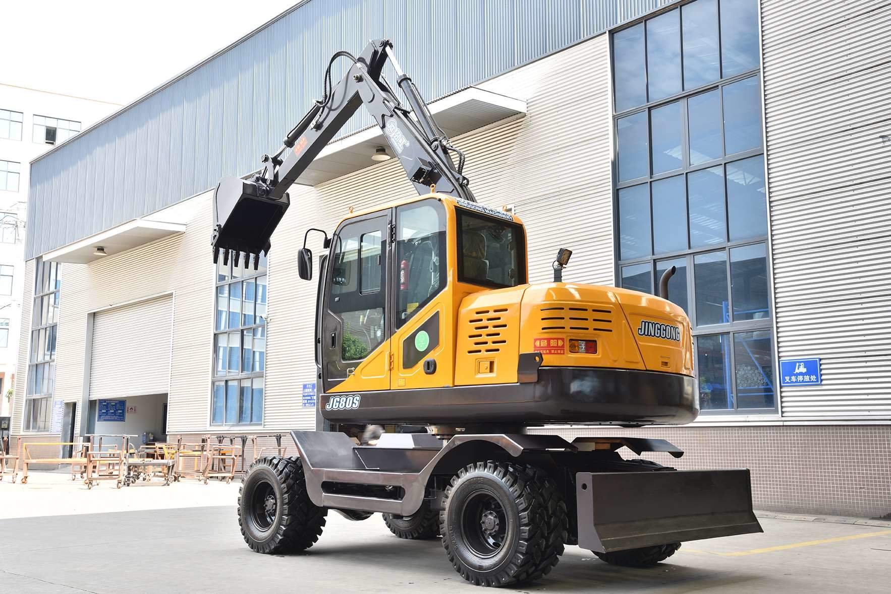 Wheeled Type Excavator with Automatic Transmission