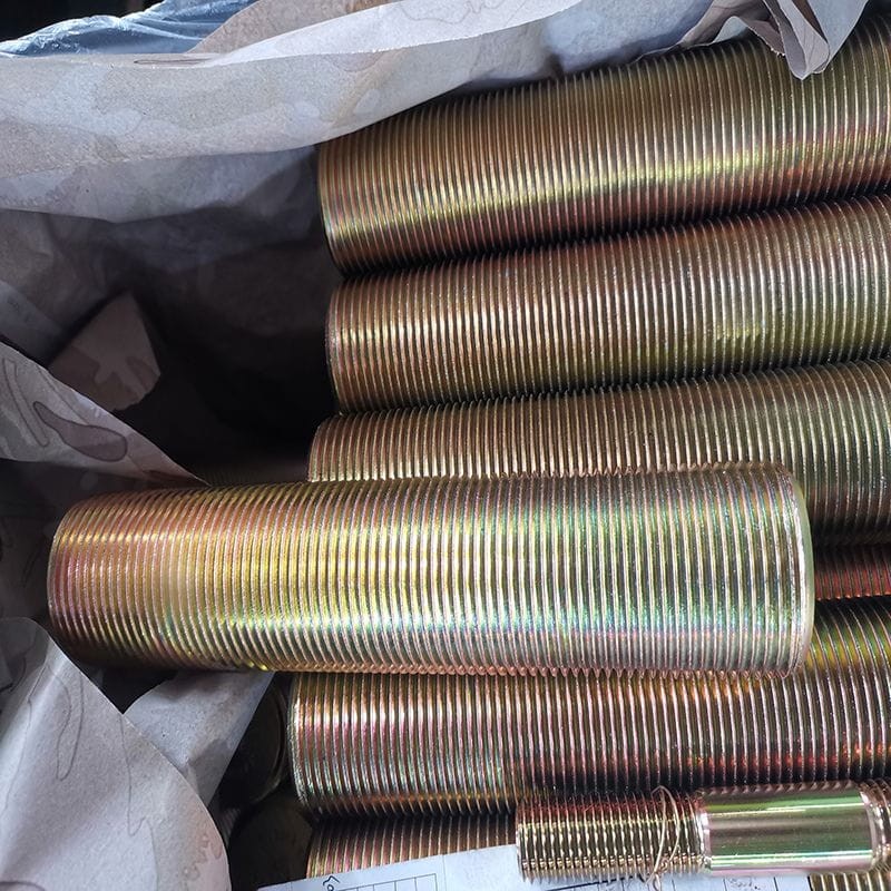 API 20E BSL 2 Bolt, ASTM A193 B7, 8 UNC, Yellow Zinc Plated