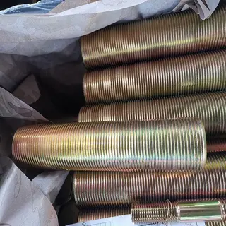 API 20E BSL 2 Bolt, ASTM A193 B7, 8 UNC, Yellow Zinc Plated